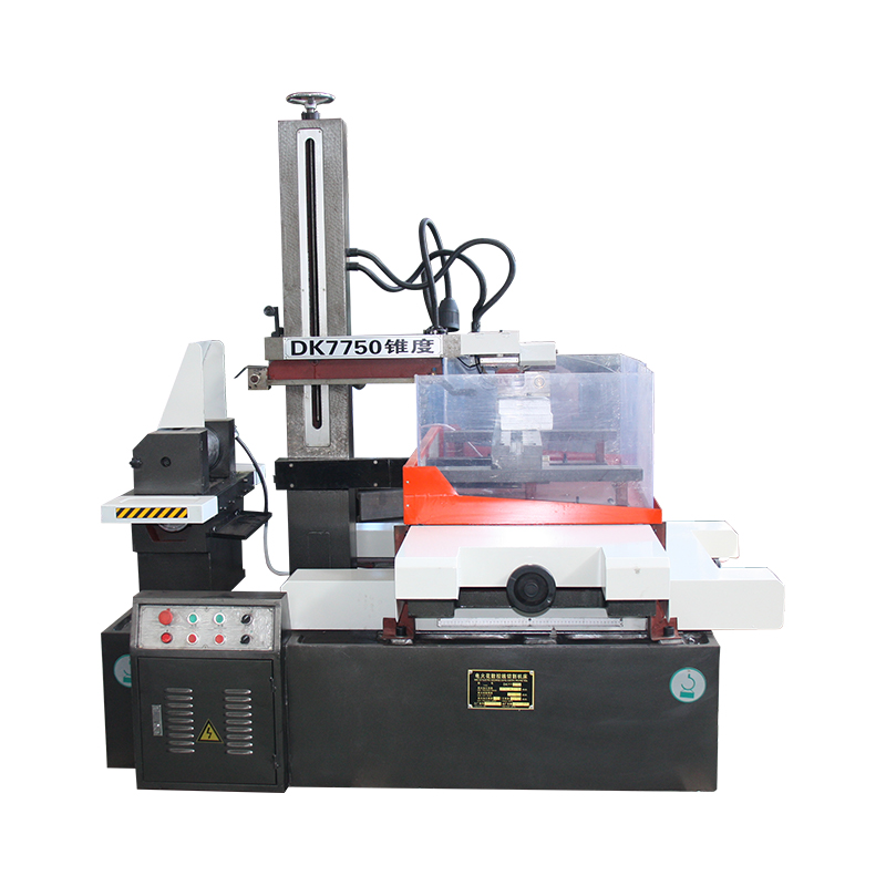 DK7750 AZ gyanta homok öntő lépcső CNC huzal EDM nagysebességű vágógép