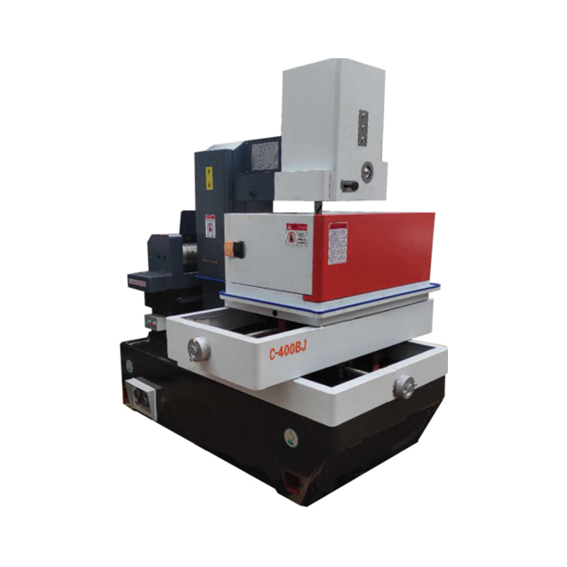 DK7740 C-típusú interferencia-rezisztens CNC huzal EDM közepes sebességű vágógép